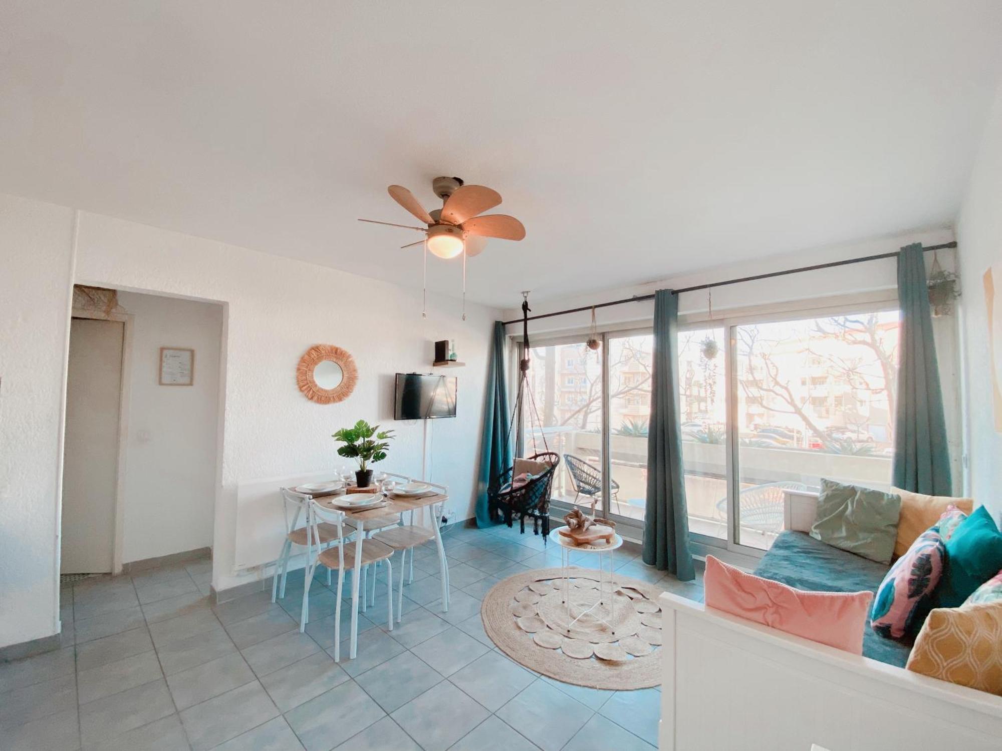 Appartement Superbe T2 au calme avec balcon sur la marina - 10 à Canet-en-Roussillon Extérieur photo