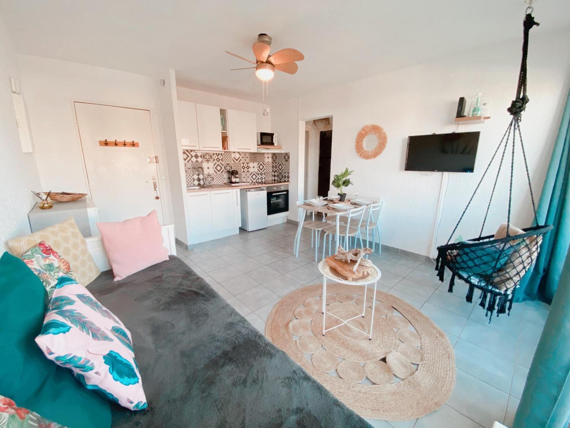 Appartement Superbe T2 au calme avec balcon sur la marina - 10 à Canet-en-Roussillon Extérieur photo