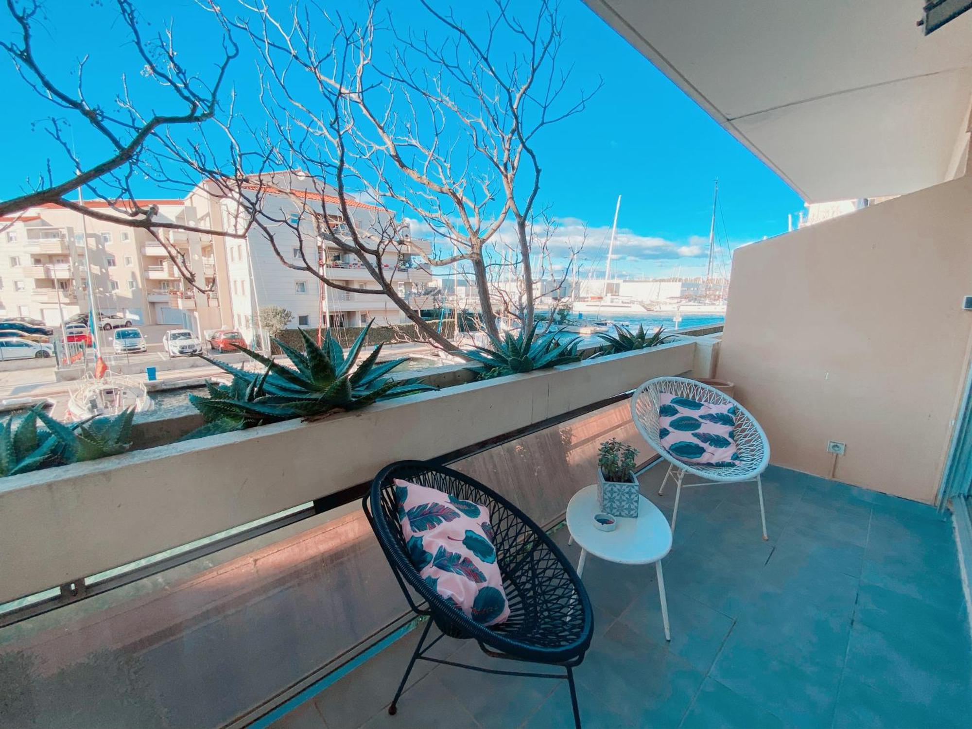 Appartement Superbe T2 au calme avec balcon sur la marina - 10 à Canet-en-Roussillon Extérieur photo
